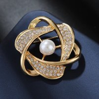 XSB079 - Golden Pearl Floral Saree Brooch XSB079 - Golden Pearl Floral Saree Brooch